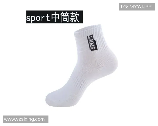 足球袜变身秋裤的时尚新潮流如何在寒冷季节中保持温暖与风度 足球袜变身秋裤的时尚新潮流如何在寒冷季节中保持温暖与风度